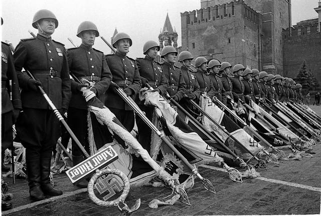 Парад победы 1945 года